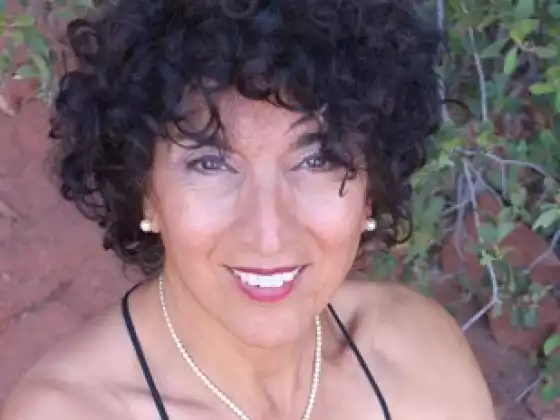 Vishali Shahin,
Health & Wellness, Spirituality
Expert at Meditation for Everyday Life Bundle
