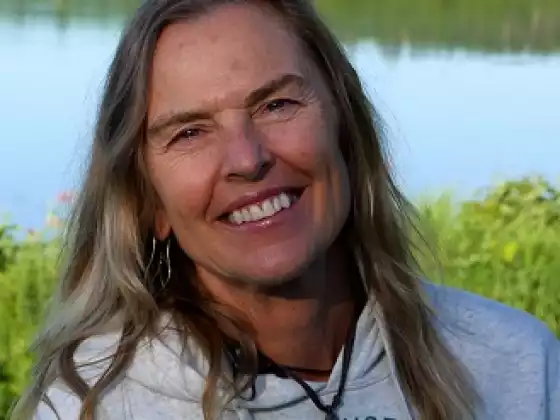 Donna Davidge,
Health & Wellness
Expert at Soulful Summit 2023: 内なる旅、始めよう!